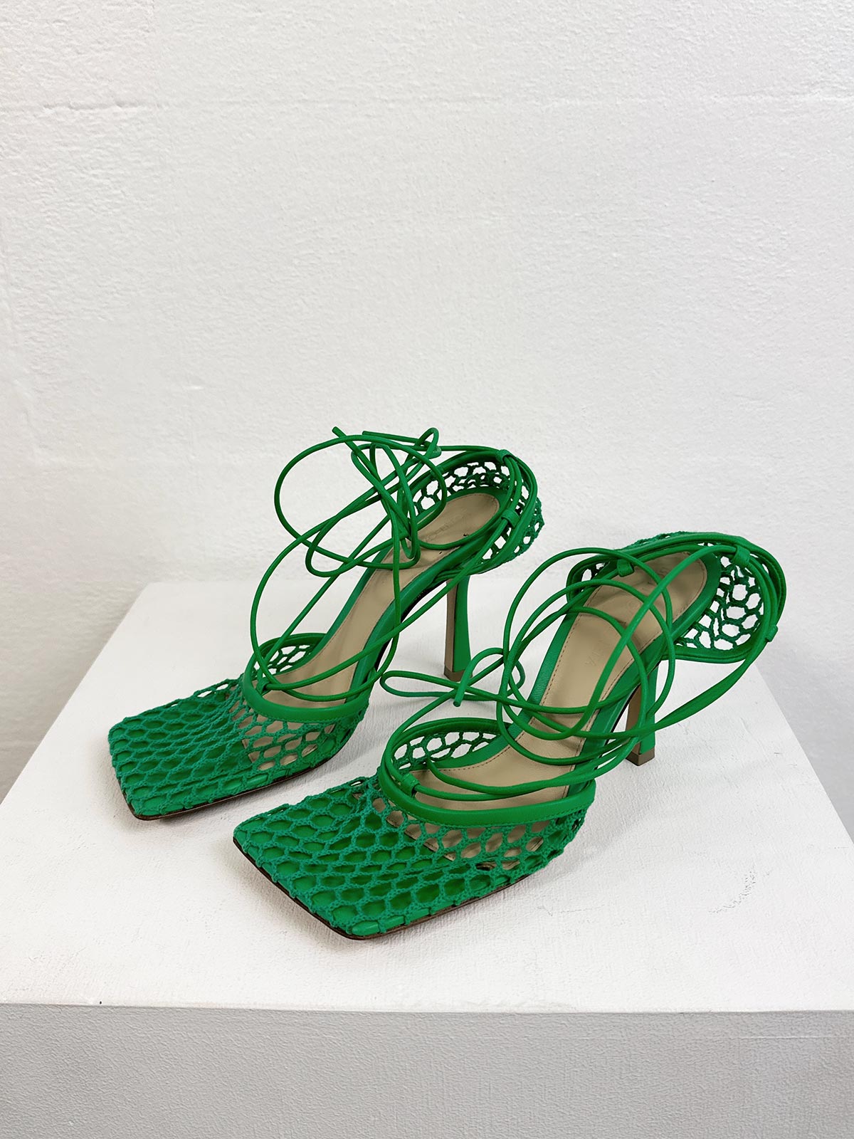 Bottega Mesh Pumps Cirkular