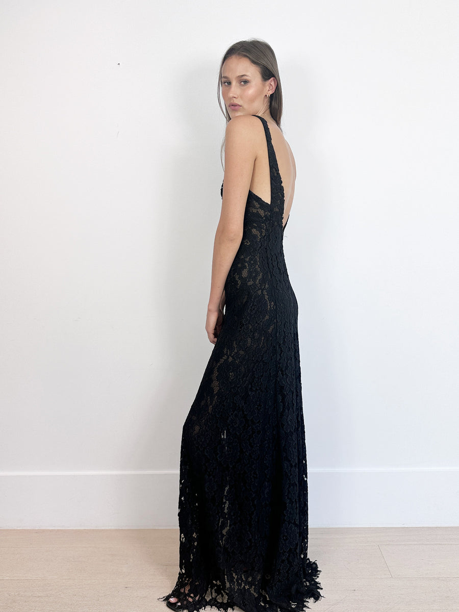RENT Scanlan Theodore Lace Gown from $600