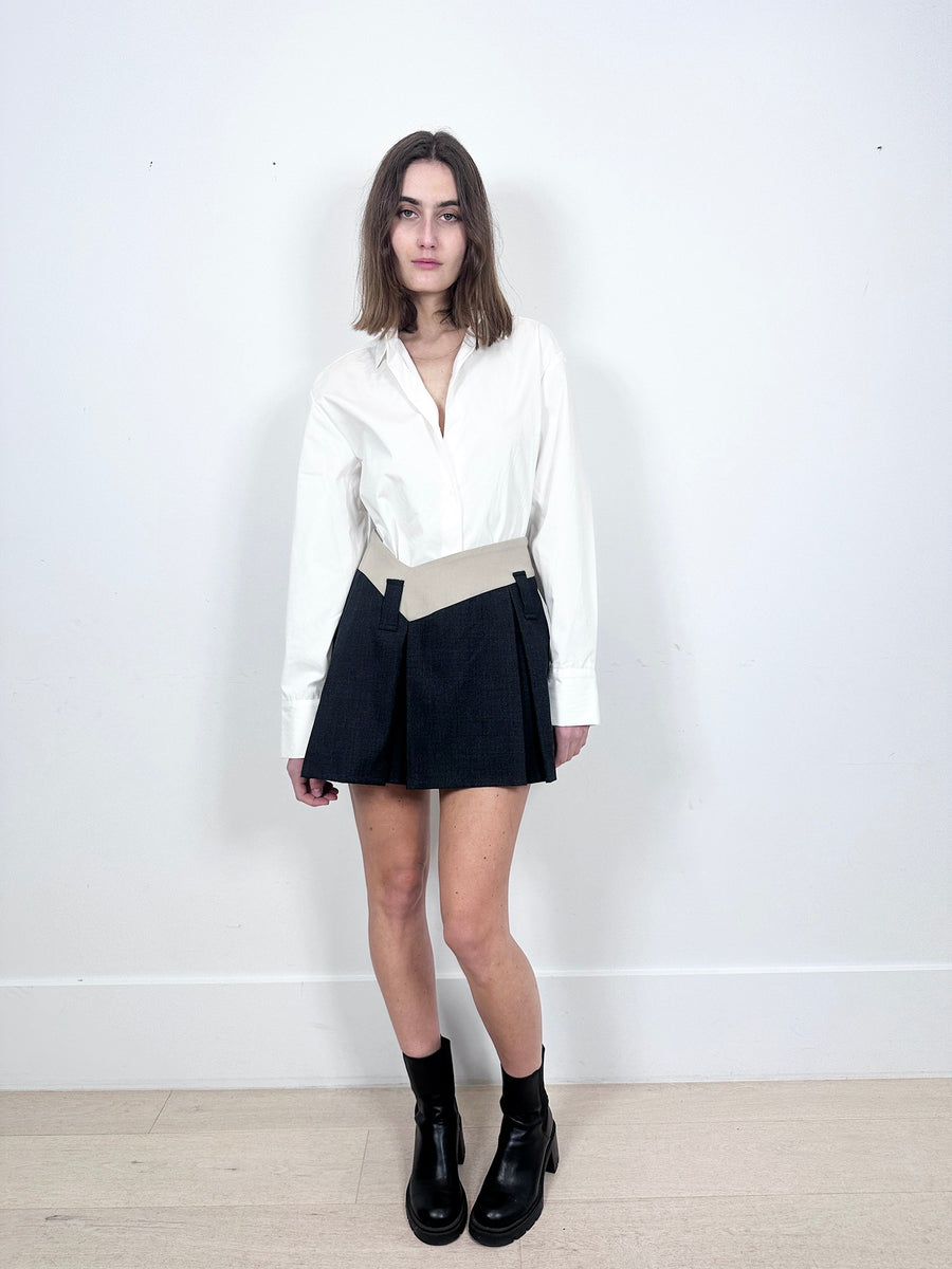 Aaizel Dipped Waist Mini Skirt