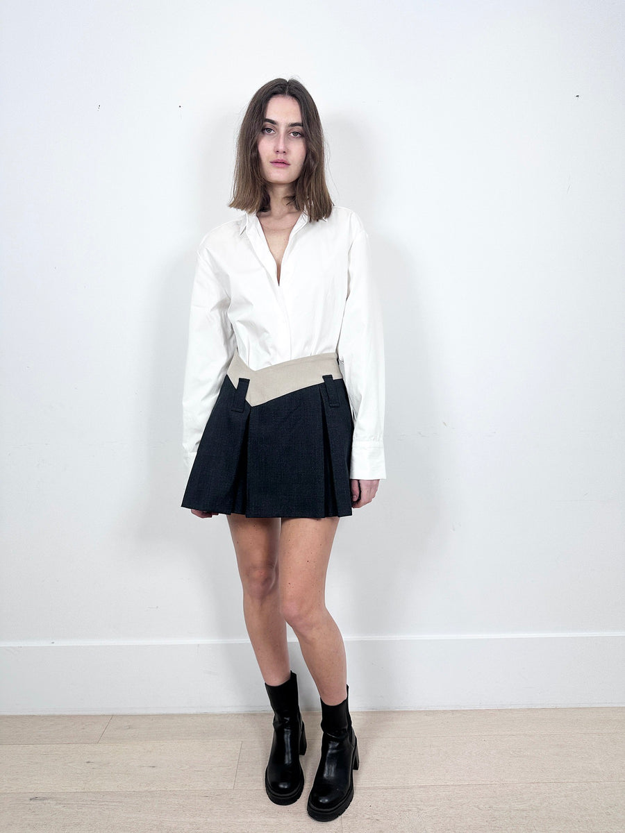 Aaizel Dipped Waist Mini Skirt