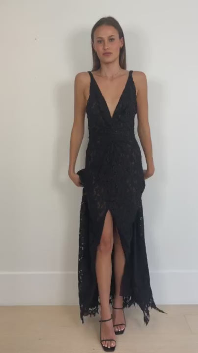 RENT Scanlan Theodore Lace Gown from $600